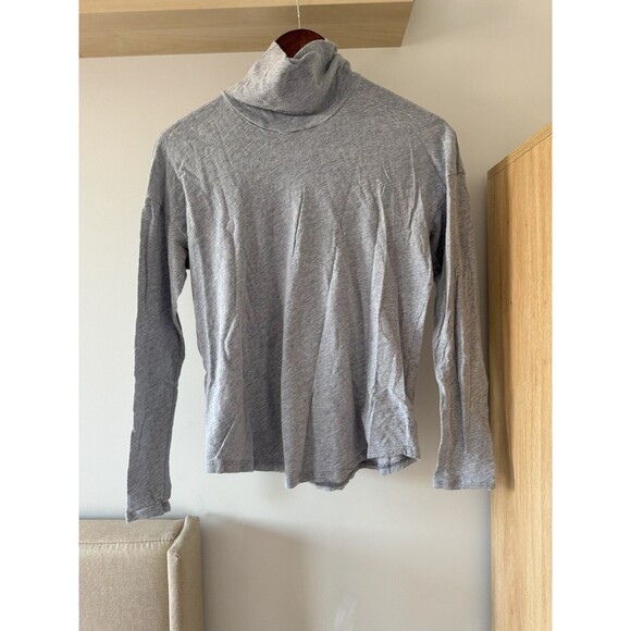 James Perse Womens 1 (S) Gray Long Sleeve Relaxed Curve Hem Turtleneck Top USA - Picture 1 of 7